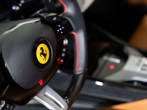 Used 2025 Ferrari Purosangue AWD/4WD image 23