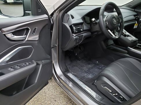 New 2025 Acura RDX SH-AWD image 6