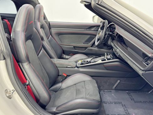 Used 2024 Porsche 911 Targa 4 GTS w/ Premium Package image 14