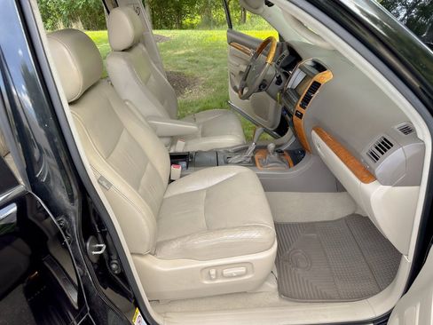 Used 2004 Lexus GX 470 AWD/4WD image 26