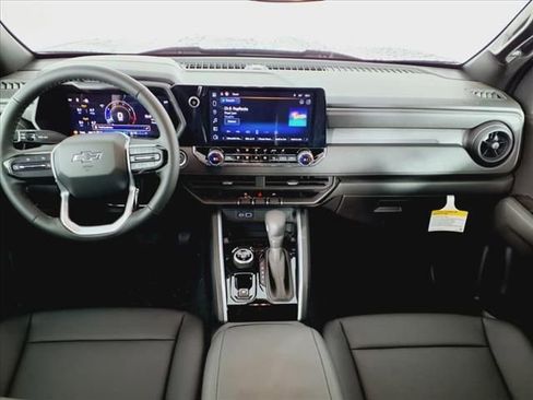 New 2025 Chevrolet Colorado Trail Boss w/ Midnight Edition image 8