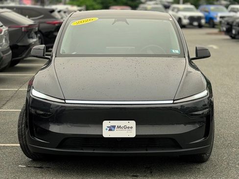 Used 2026 Tesla Model Y Long Range AWD/4WD image 2
