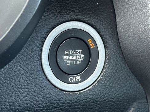 Used 2022 RAM 1500 Big Horn AWD/4WD image 25
