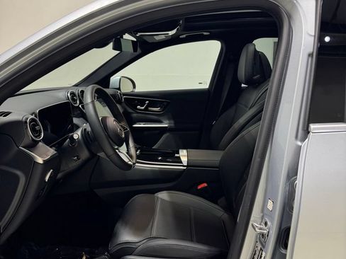 Used 2026 Mercedes-Benz GLC 300 4MATIC image 10