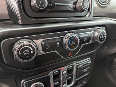 Used 2020 Jeep Wrangler Unlimited Sport S AWD/4WD image 17