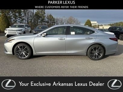 New 2025 Lexus ES 350 w/ Premium Package