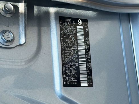 Used 2025 Lexus IS 350 F Sport image 32