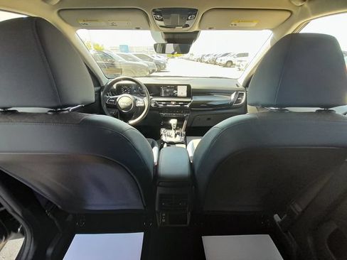Used 2024 Kia Seltos S AWD/4WD image 38