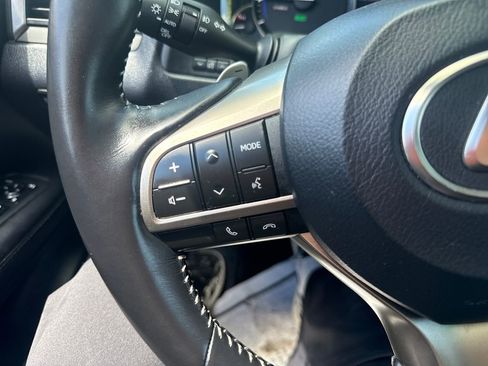 Used 2022 Lexus RX 450hL AWD w/ Premium Package image 38