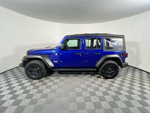 Used 2018 Jeep Wrangler Unlimited Sport image 6