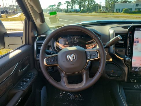 New 2026 RAM 2500 Limited image 7