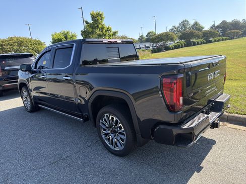 Certified 2025 GMC Sierra 1500 Denali Ultimate AWD/4WD image 8