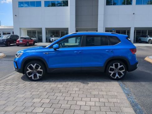 Used 2023 Volkswagen Taos SEL AWD/4WD image 6