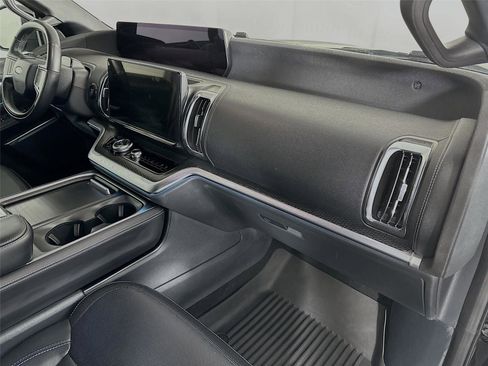 Used 2025 Ford Expedition Max Platinum w/ Stealth Performance Package AWD/4WD image 31
