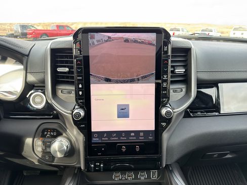 New 2026 RAM 1500 Laramie AWD/4WD image 22