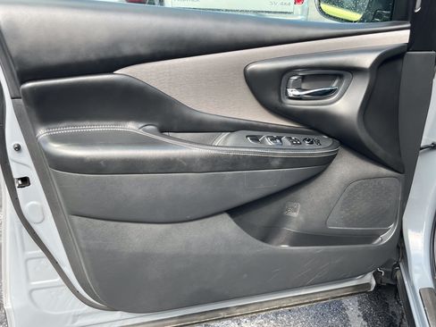 Used 2023 Nissan Murano SV w/ SV Midnight Edition Package AWD/4WD image 20
