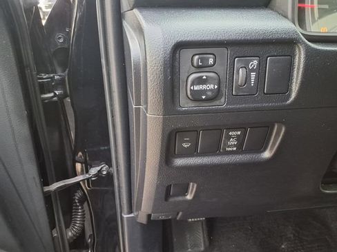 Used 2019 Toyota 4Runner SR5 Premium AWD/4WD image 19
