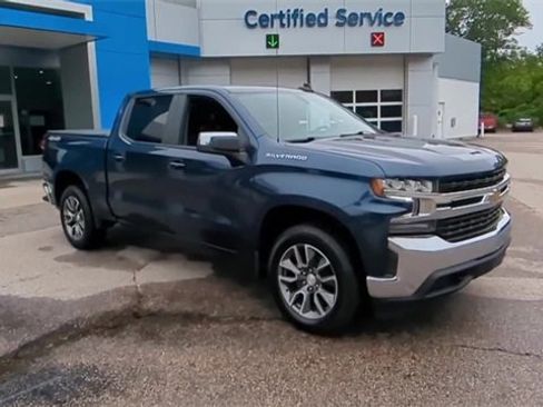 Certified 2022 Chevrolet Silverado 1500 LT image 2