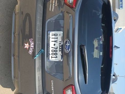 Used 2022 Subaru Crosstrek 2.0i Premium w/ Moonroof Package AWD/4WD image 6