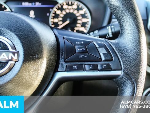 Used 2024 Nissan Altima 2.5 SV image 25