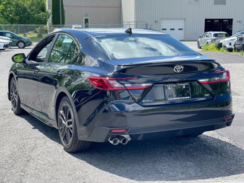 Used 2026 Toyota Camry SE FWD image 14