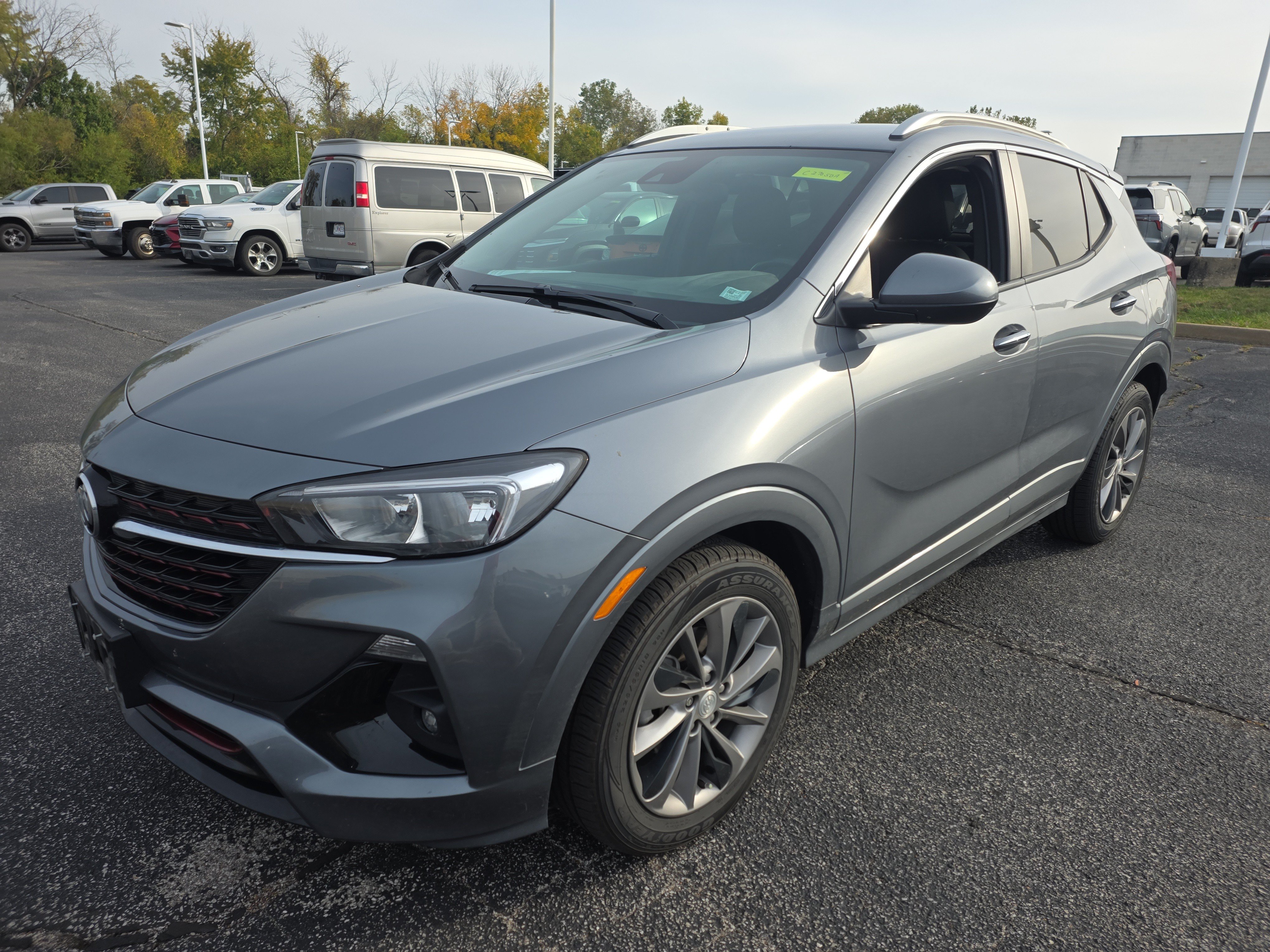 Used 2022 Buick Encore GX Select w/ Sport Touring Package FWD image 8