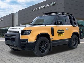 Used 2023 Land Rover Defender 90 X-Dynamic SE video 1