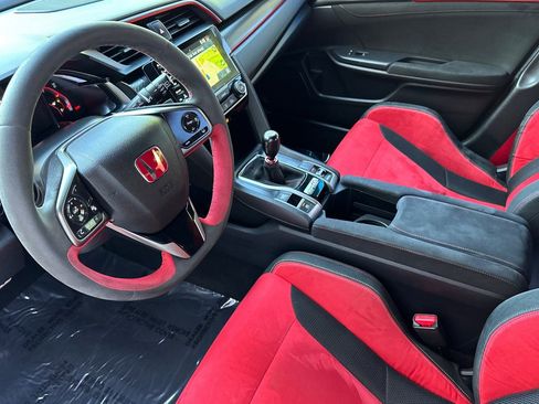 Used 2021 Honda Civic Type R image 10