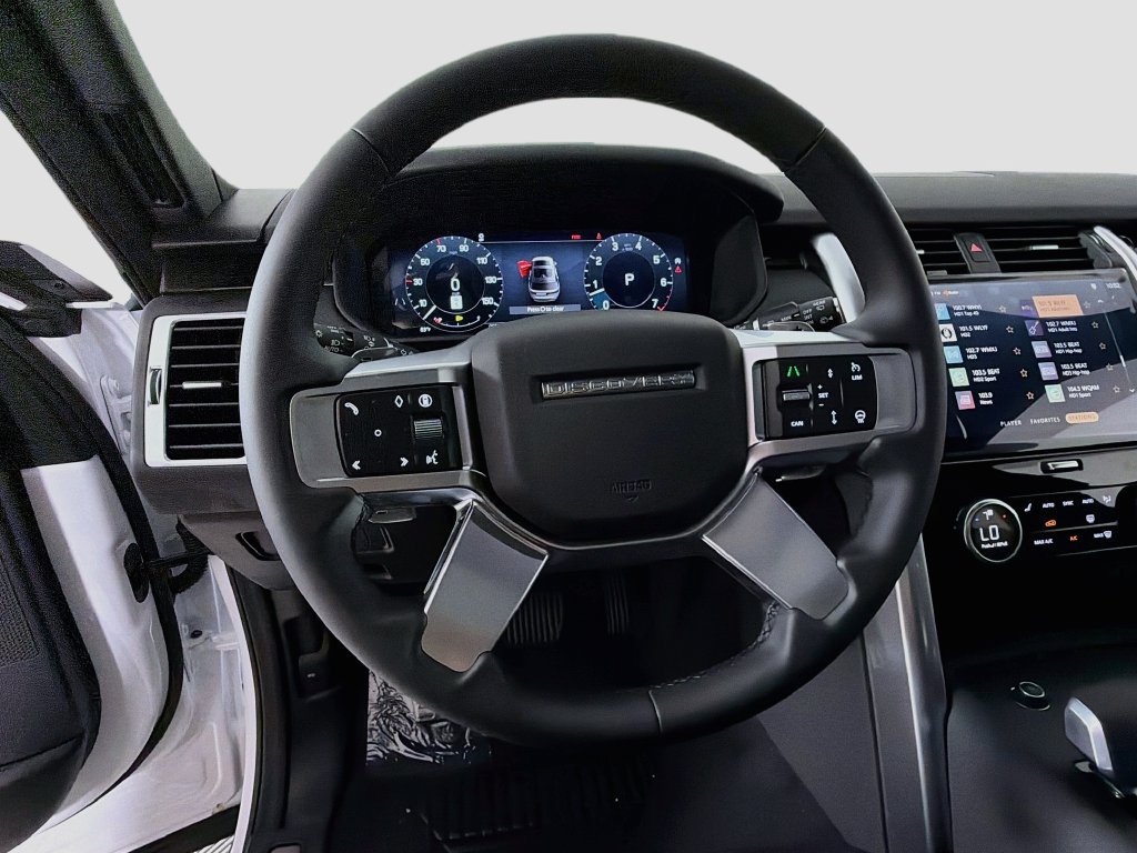New 2026 Land Rover Discovery S AWD/4WD image 11