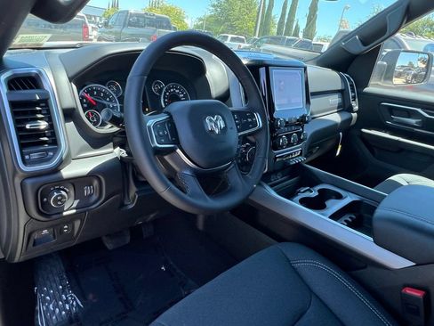 New 2026 RAM 1500 Big Horn w/ Night Edition AWD/4WD image 18