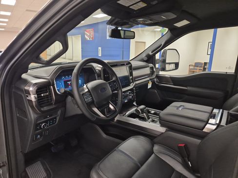 New 2025 Ford F150 Platinum image 18