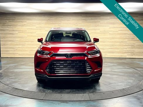 Used 2025 Toyota Grand Highlander AWD image 10