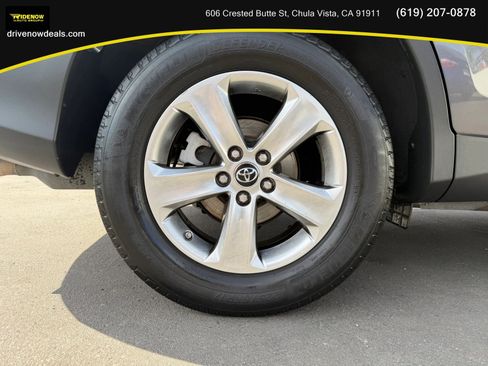 Used 2015 Toyota RAV4 XLE FWD image 28