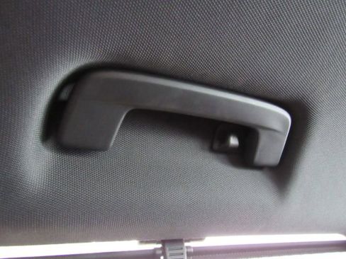 Used 2022 Audi e-tron S Prestige w/ Prestige Package image 36