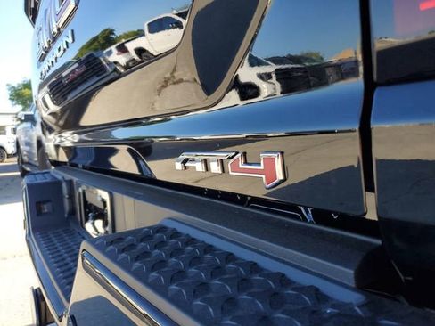 New 2026 GMC Canyon AT4 AWD/4WD image 8