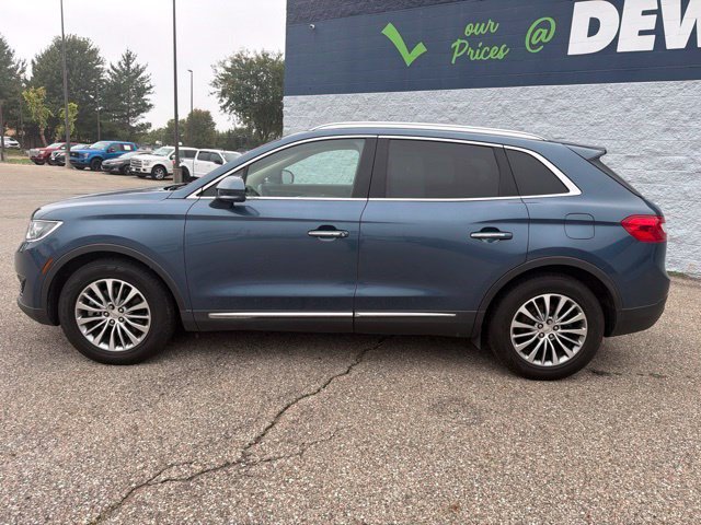 Used 2018 Lincoln MKX Select w/ Select Plus Package FWD image 2