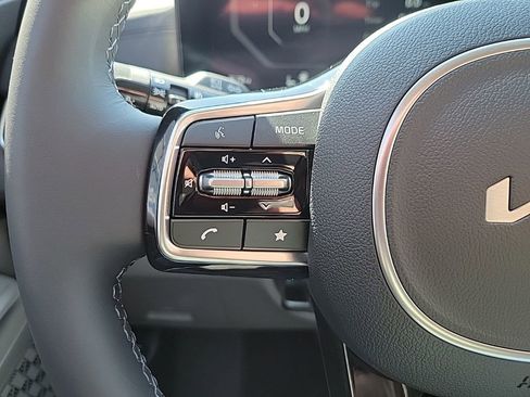New 2026 Kia Carnival SX FWD image 26