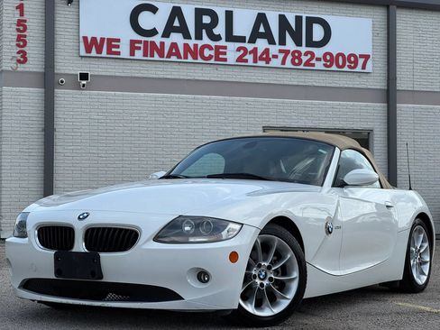 Used 2005 BMW Z4 2.5i RWD image 2