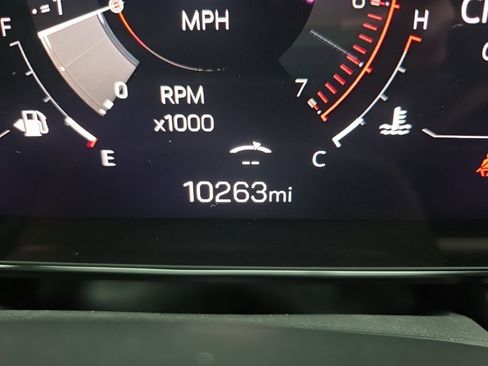 Certified 2025 GMC Terrain Elevation AWD/4WD image 30