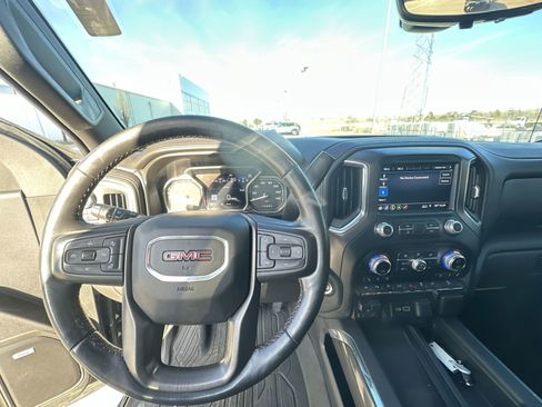 Used 2019 GMC Sierra 1500 AT4 w/ AT4 Premium Package image 11