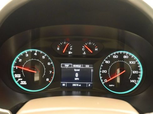 Used 2022 Chevrolet Malibu LT FWD image 15