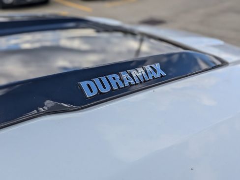 Used 2024 Chevrolet Silverado 1500 ZR2 w/ Technology Package image 13