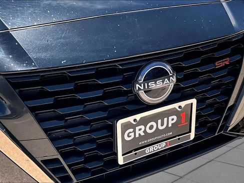 Used 2024 Nissan Altima 2.5 SR FWD image 29