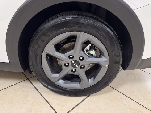 Used 2025 Kia K4 FWD image 20
