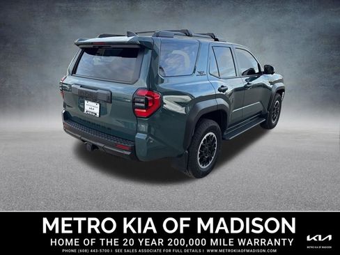 Used 2025 Toyota 4Runner TRD Off-Road Premium image 6