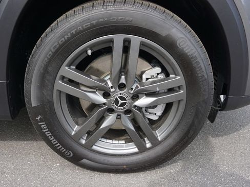 Used 2025 Mercedes-Benz GLB 250 image 13