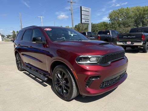 Used 2025 Dodge Durango GT AWD/4WD image 36