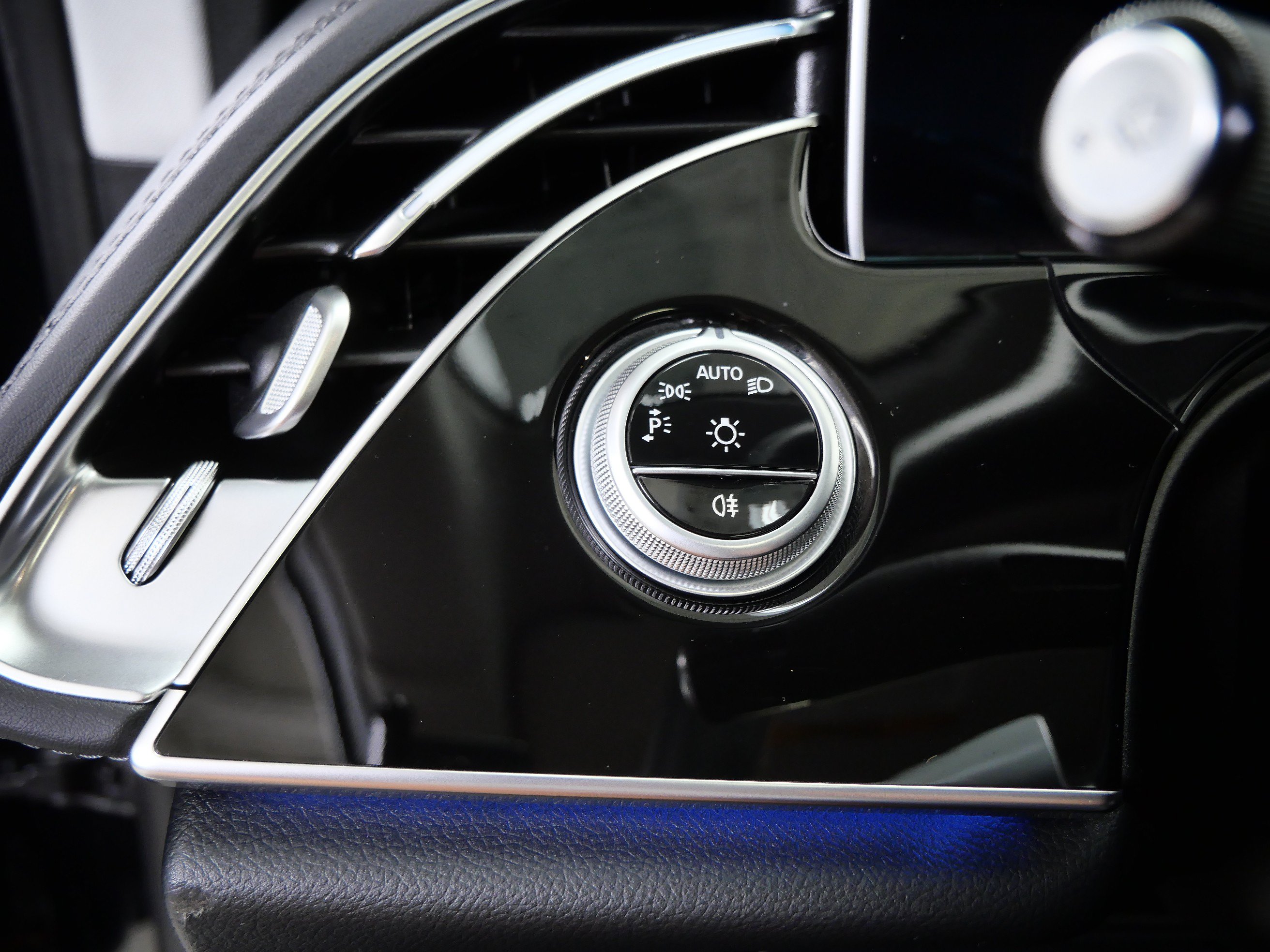 Used 2024 Mercedes-Benz E 450 4MATIC Sedan image 28
