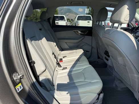 Used 2019 Audi Q7 3.0T Premium Plus w/ Premium Plus Package AWD/4WD image 23