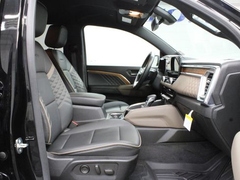 Used 2023 GMC Canyon Denali AWD/4WD image 38